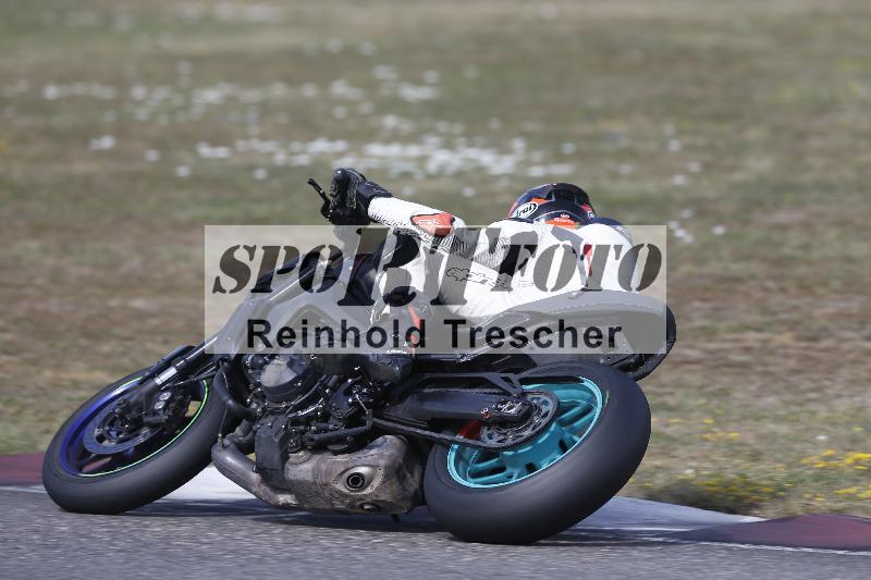 /37 09.08.2026  Pluess Motosport ADR/Freies Fahren/37